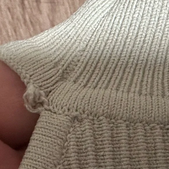 Babaton Cream Ribbed Mock-Neck Tank - Picture 3 of 6